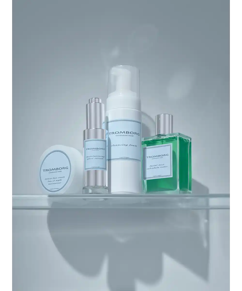 TROMBORG familie billede hylde