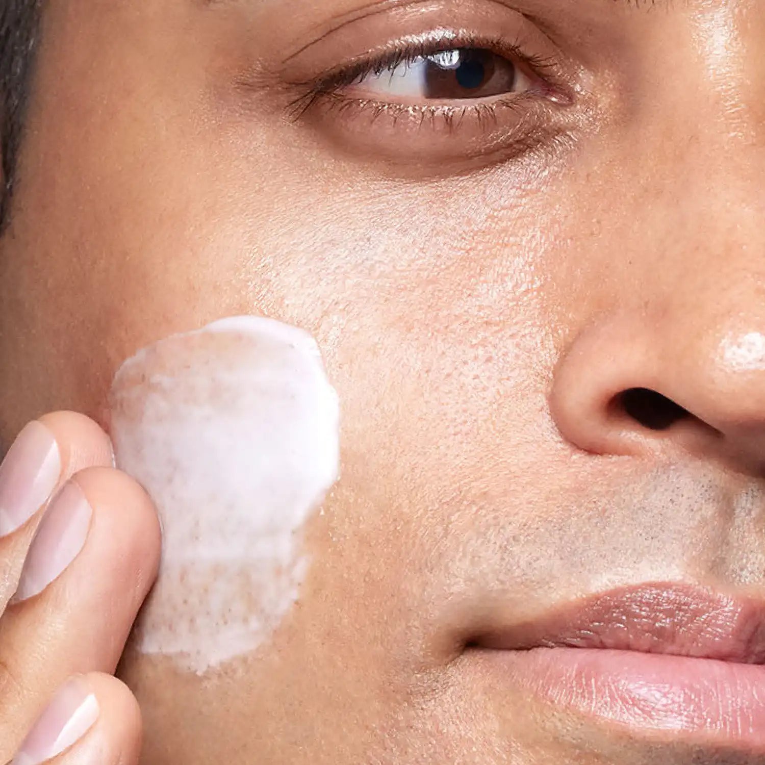  SkinCeuticals Gentle Cleanser, ansigt nummer 2